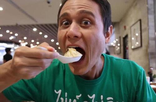 外国人吃死爪瓜视频