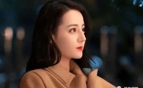 吃瓜美女都是谁啊视频在线观看,视频热潮背后的网络文化现象